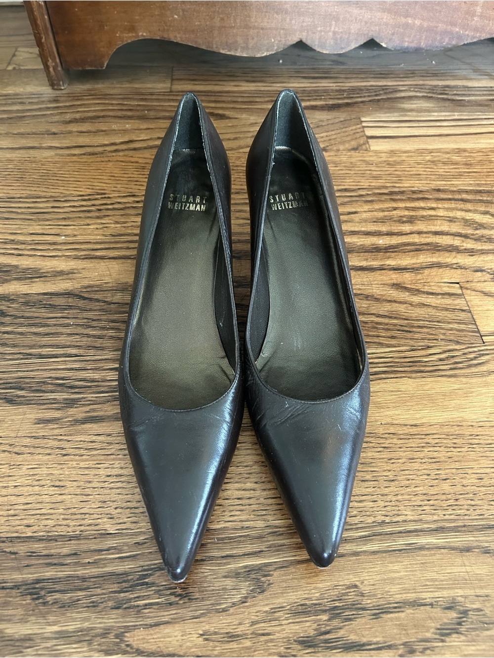 Stuart Weitzman Brown Pointed Leather Pumps
